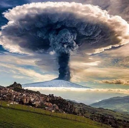Etna Italy.png