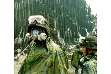 ny-guard-mask-ground-zero-911-wide.jpg